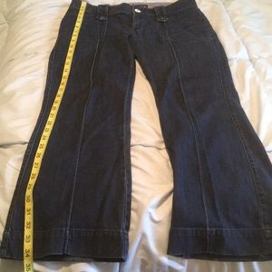 Boho jeans! Cute square pockets with snap detail